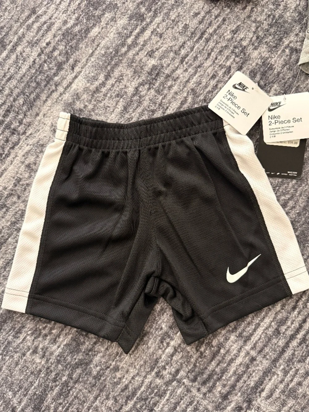 Nike Boys 2 Piece Black and Gray Set